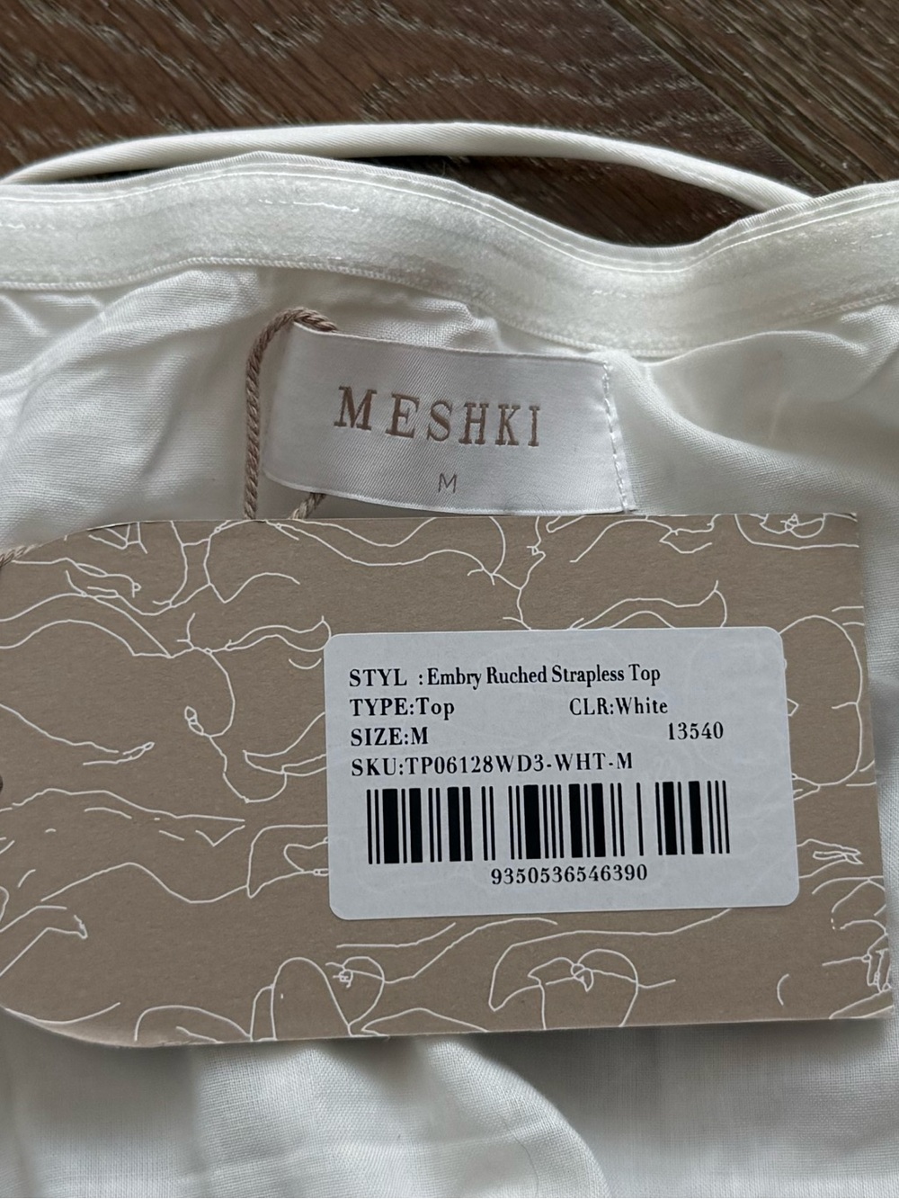 MESHKI Embry Rouched Top - Picture 2 of 2